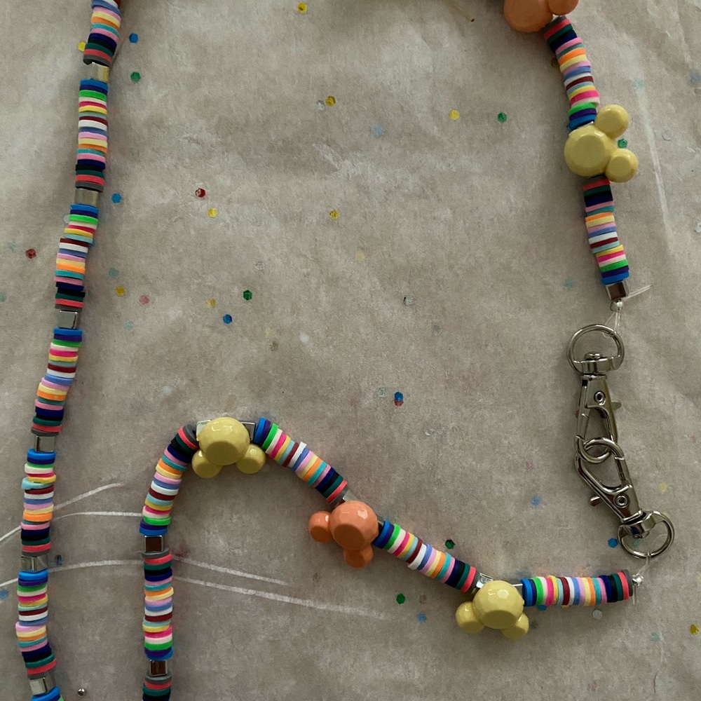 Mickey Confetti Mask Chain - Picture 2 of 3